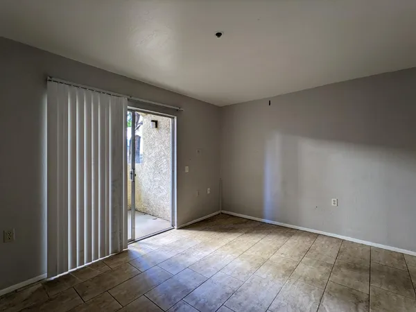 $1,198 | 12221 West Bell Road, Unit 175, Surprise, AZ 85378