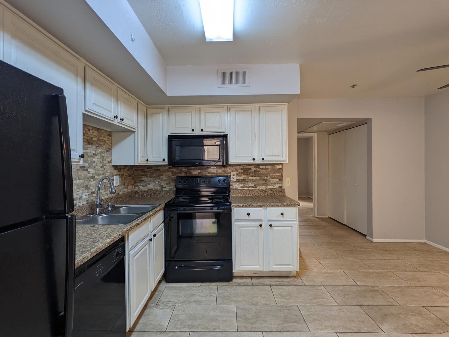 12221 West Bell Road, Unit 175 Surprise, AZ 85378 - Photo 29 of 36 Photo #29