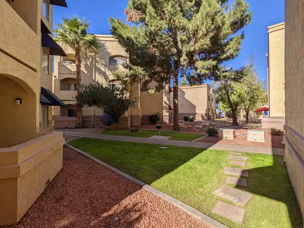 $1,198 | 12221 West Bell Road, Unit 175, Surprise, AZ 85378
