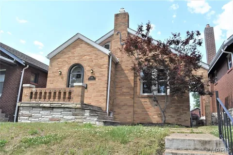 $195,000 | 4521 Tholozan Avenue, St. Louis, MO 63116