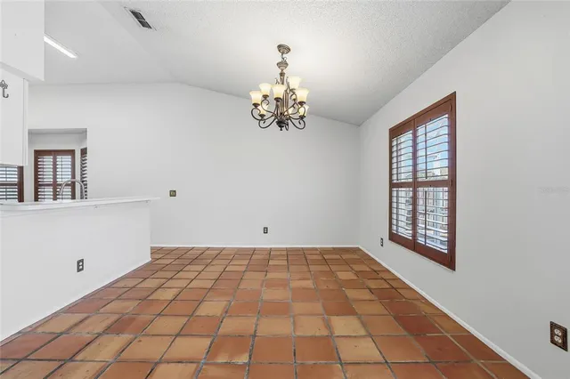 $2,800 | 4831 14th Avenue East, Bradenton, FL 34208