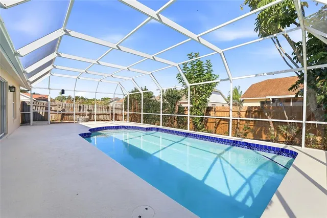 $2,800 | 4831 14th Avenue East, Bradenton, FL 34208