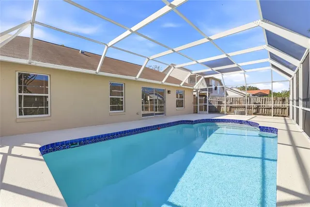 $2,800 | 4831 14th Avenue East, Bradenton, FL 34208