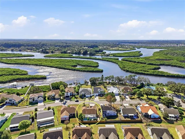 $2,800 | 4831 14th Avenue East, Bradenton, FL 34208