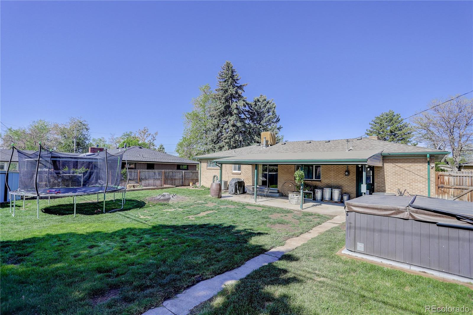 7820 Hooker Street Westminster, CO 80030 - Photo 4 of 40