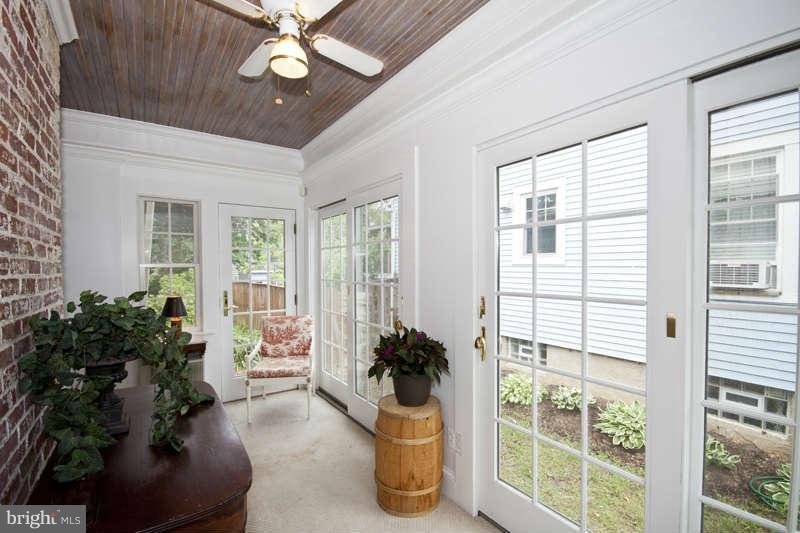 705 Dunkirk Road Baltimore, MD 21212 - Photo 12 of 24 Fabulous Year Round Sunroom