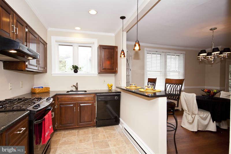 705 Dunkirk Road Baltimore, MD 21212 - Photo 13 of 24 Kitchen