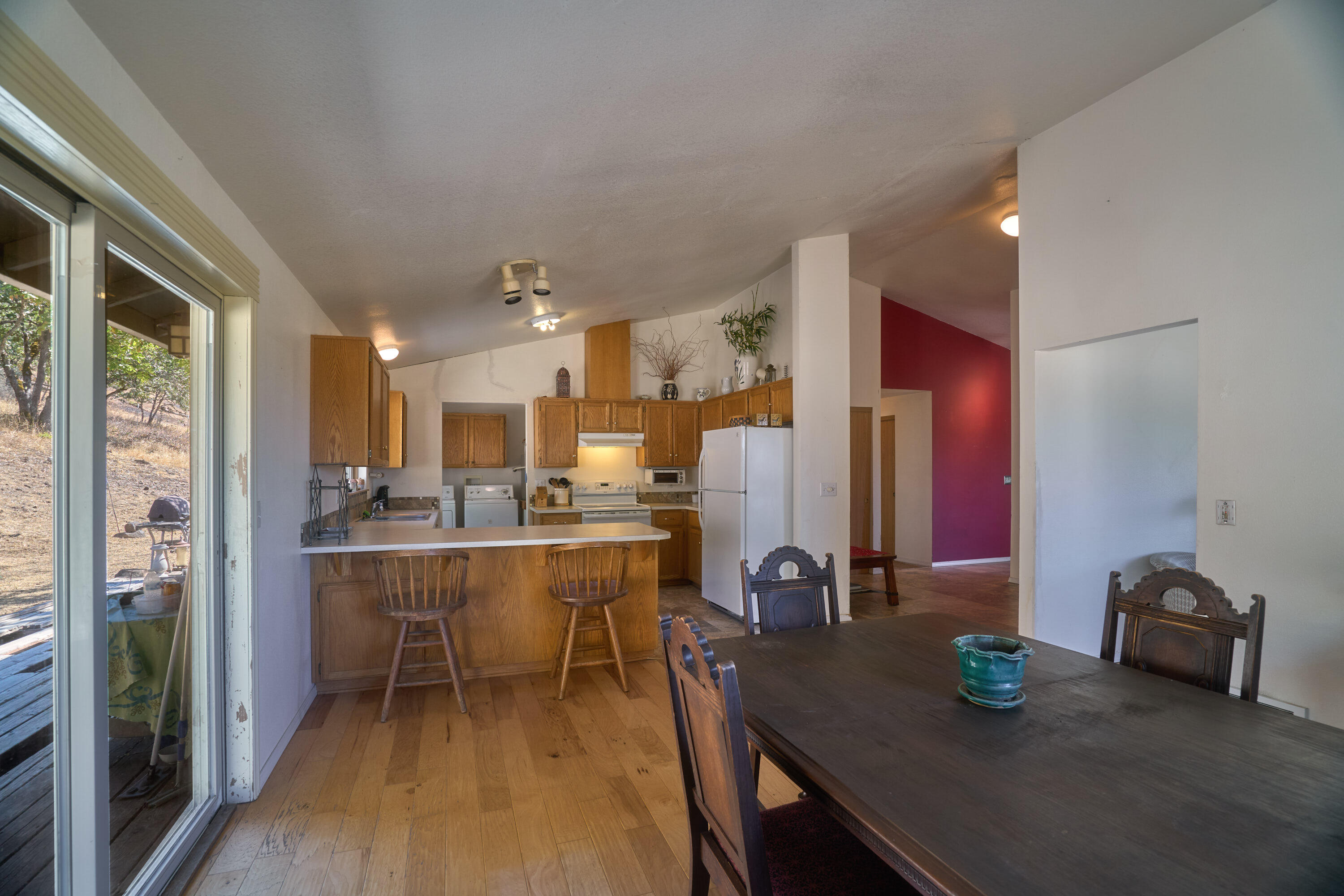 7505 Torrey Pines Terrace Eagle Point, OR 97524 - Photo 13 of 47 7505 Torrey Pines Terrace-11