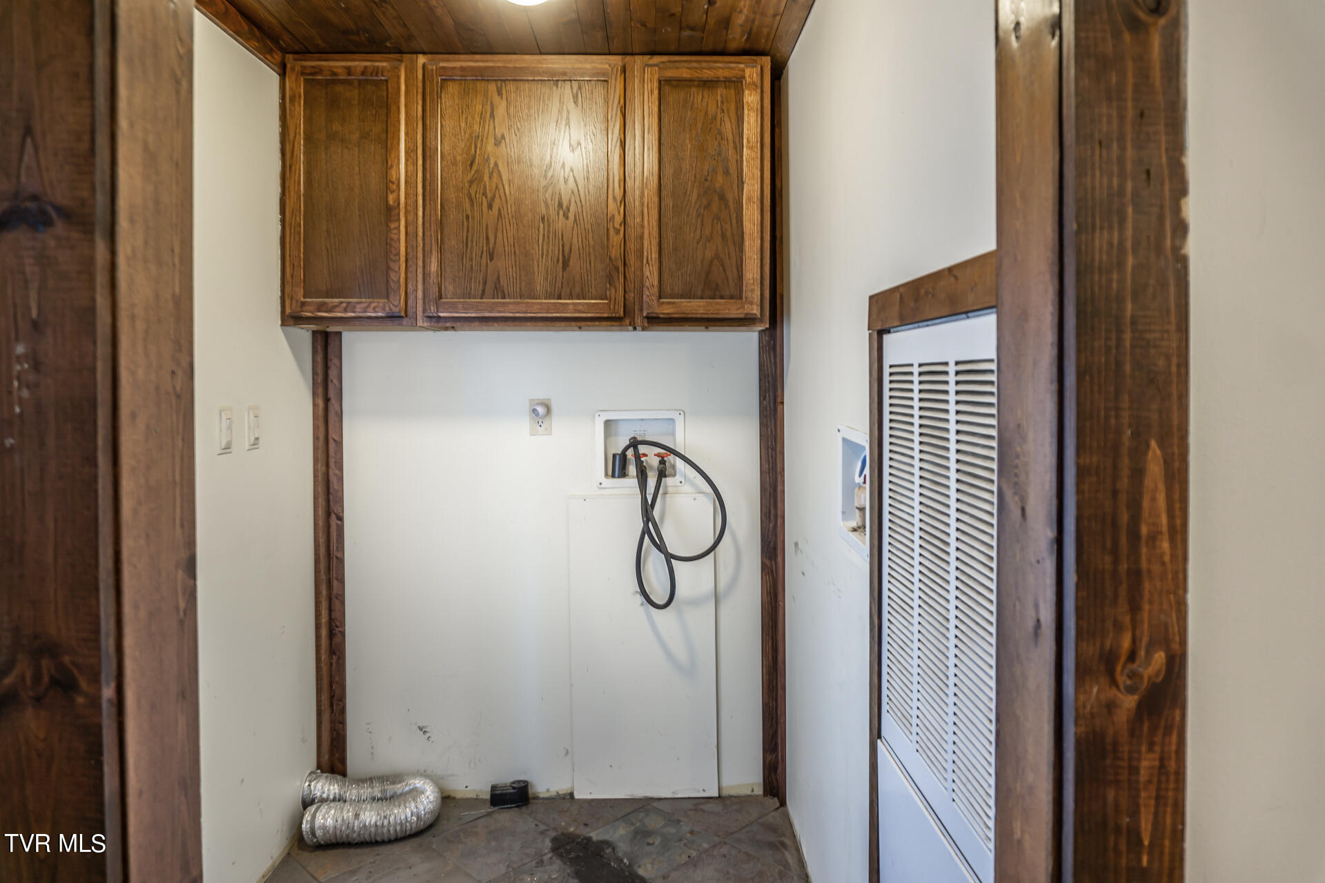 710 Ottway Road Greeneville, TN 37745 - Photo 21 of 56 710OttwayG_033