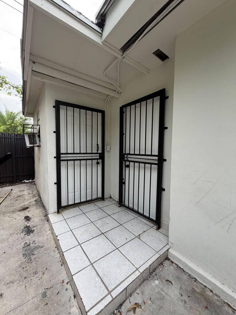 2137 Northwest 1st Terrace, Unit BACK Miami, FL 33125 - Photo 8 of 8 WhatsApp Image 2026-06-25 at 11.58.01 AM