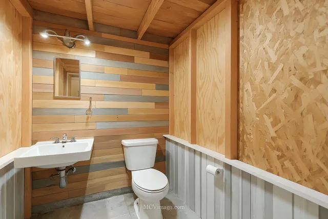 $220,000 | 1000 West Superior Street, Ottawa, IL 61350