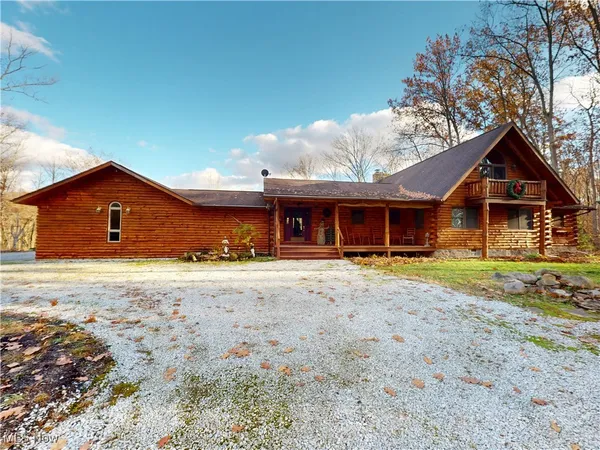 $999,900 | 1142 Tote Road, Rock Creek, OH 44084