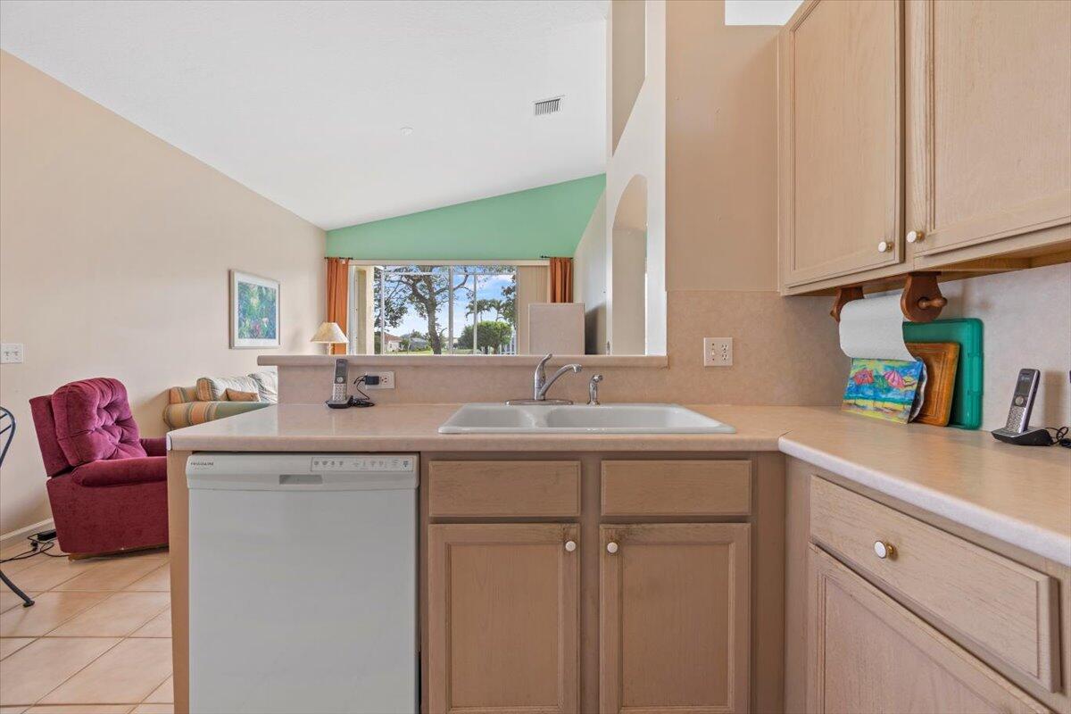 3320 Fairway Oaks Trail Stuart, FL 34997 - Photo 43 of 67 38-GG3A1125