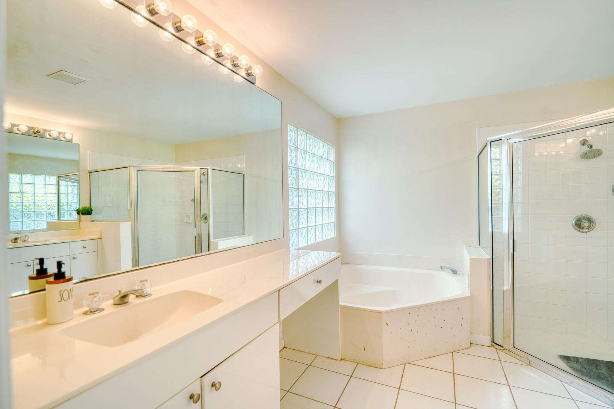 2824 Waters Edge Circle Greenacres, FL 33413 - Photo 26 of 36 Photo 26