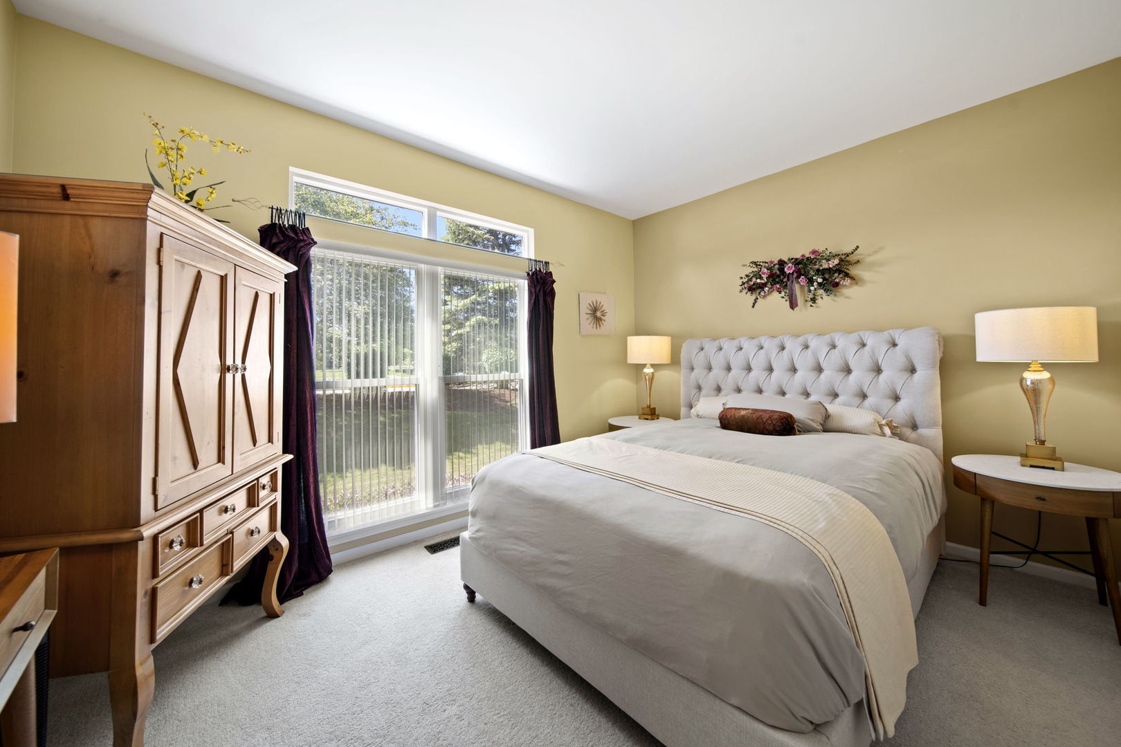 2254 Barrett Drive Algonquin, IL 60102 - Photo 27 of 49 a bedroom with a bed a mirror and a window