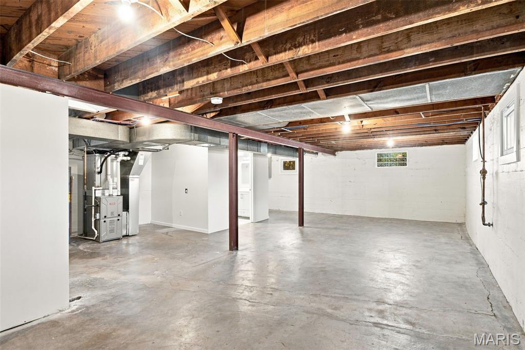 9316 Sappington Road St. Louis, MO 63126 - Photo 22 of 35 Gallery Image 22