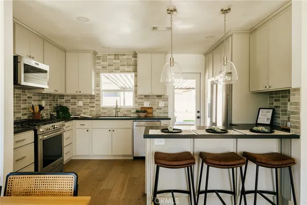 $1,179,000 | 5837 East Gossamer Street, Long Beach, CA 90808