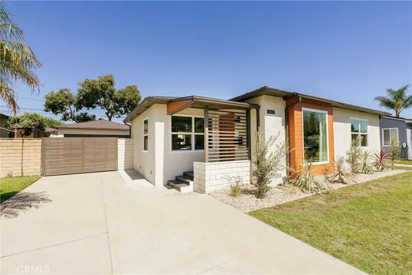 $1,179,000 | 5837 East Gossamer Street, Long Beach, CA 90808