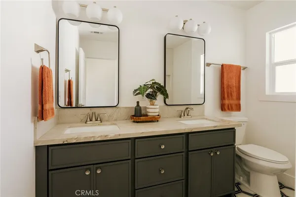 $1,179,000 | 5837 East Gossamer Street, Long Beach, CA 90808