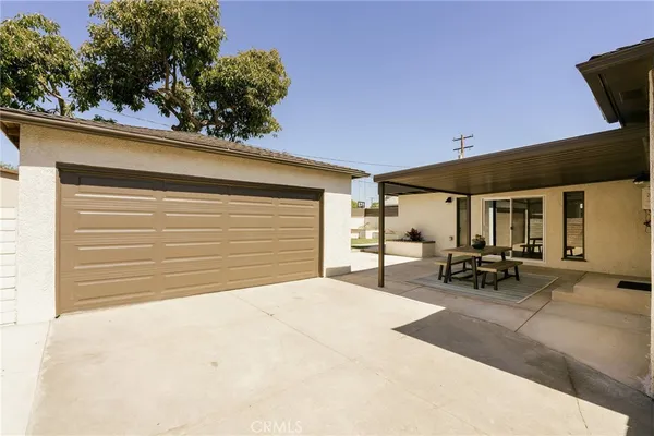 $1,179,000 | 5837 East Gossamer Street, Long Beach, CA 90808