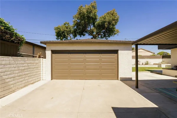 $1,179,000 | 5837 East Gossamer Street, Long Beach, CA 90808