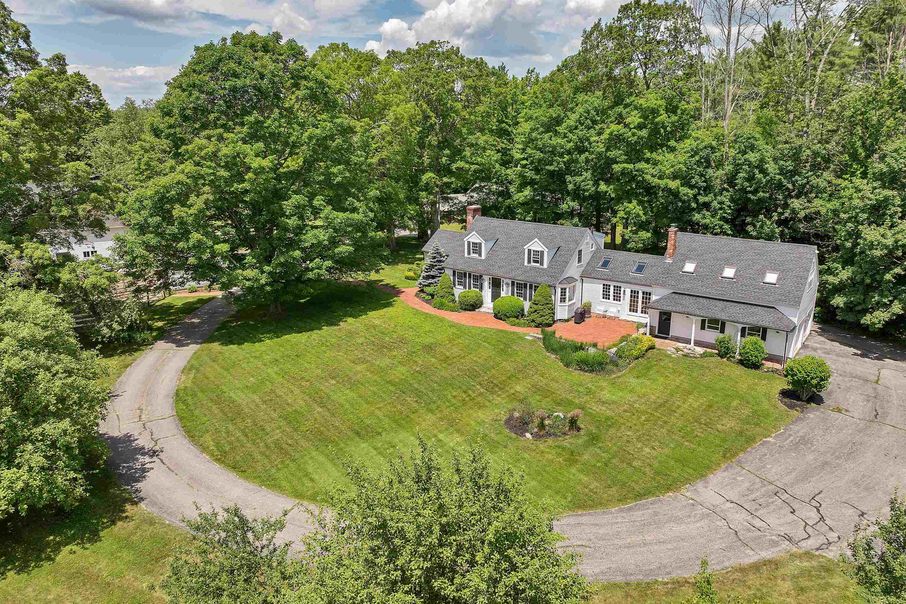 108 Whitten Neck Road Wolfeboro, NH 03894 - Photo 2 of 60 Gallery Image 2