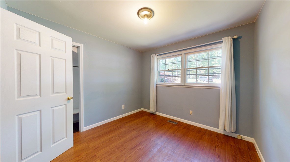100 Shady Lane Seneca, SC 29678 - Photo 18 of 39 Gallery Image 18