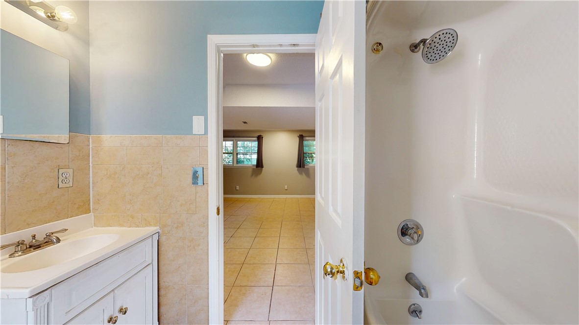 100 Shady Lane Seneca, SC 29678 - Photo 26 of 39 Gallery Image 26