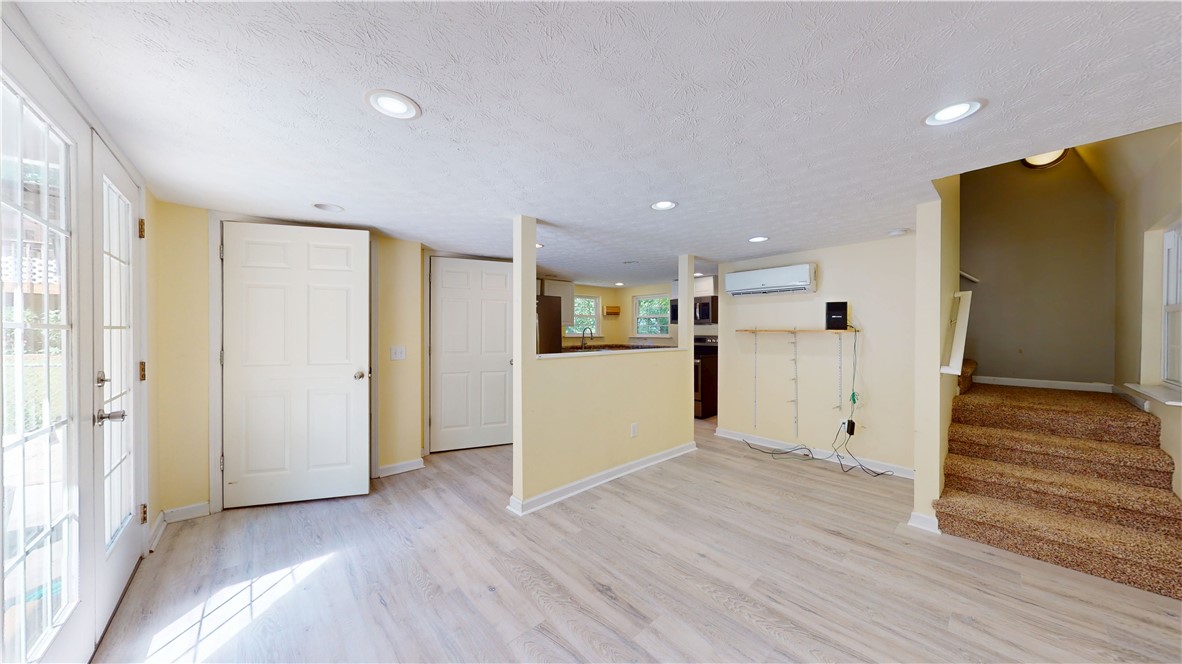 100 Shady Lane Seneca, SC 29678 - Photo 33 of 39 Gallery Image 33