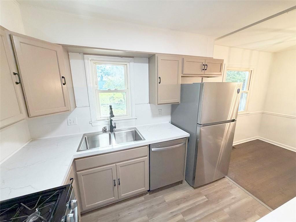 4016 South Spring Street Independence, MO 64055 - Photo 22 of 52 Gallery Image 22