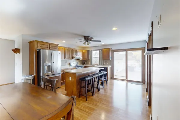 $254,000 | 515 North Guthrie Street, Gibson City, IL 60936