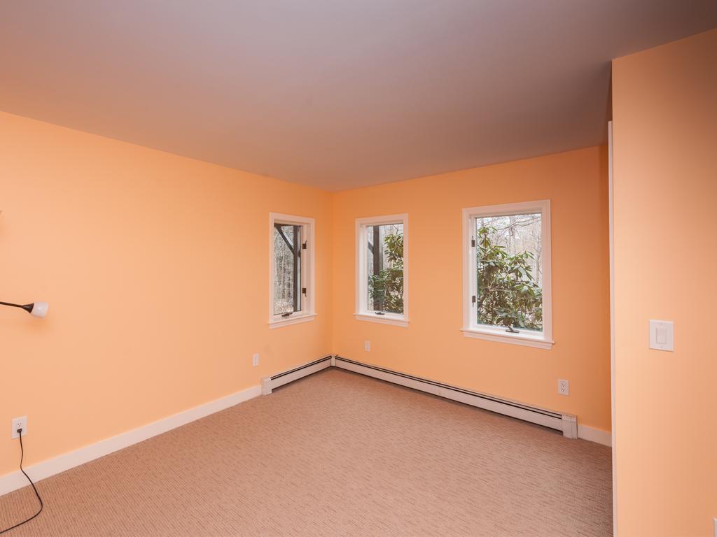 33 Adams Road York, ME 03902 - Photo 14 of 30 Gallery Image 14