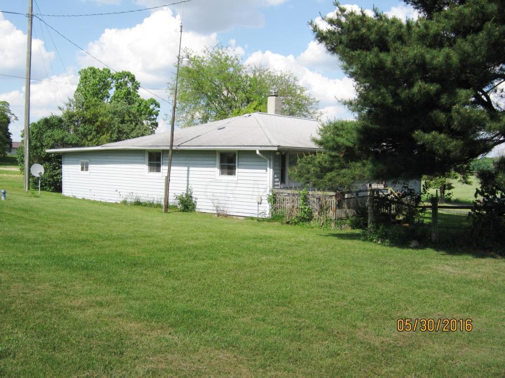 2882 Refugee Road Southwest Hebron, OH 43025 - Photo 3 of 19