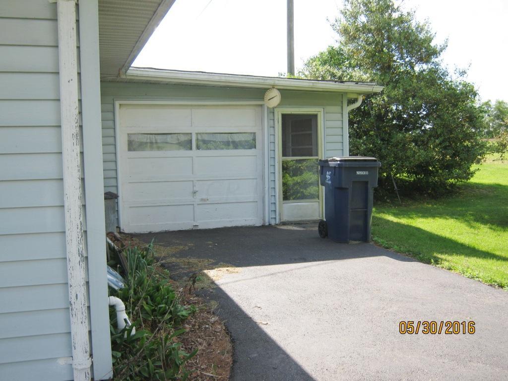 2882 Refugee Road Southwest Hebron, OH 43025 - Photo 5 of 19