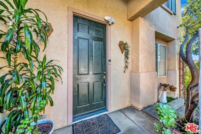 $4,995 | 12440 La Cresta Way, Sylmar, CA 91342