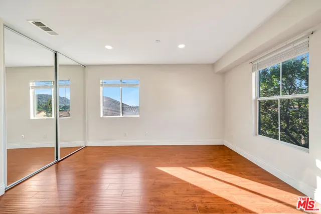 $4,995 | 12440 La Cresta Way, Sylmar, CA 91342