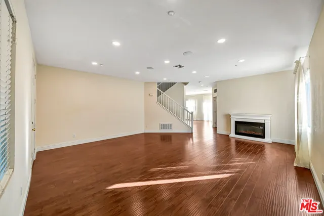 $4,995 | 12440 La Cresta Way, Sylmar, CA 91342