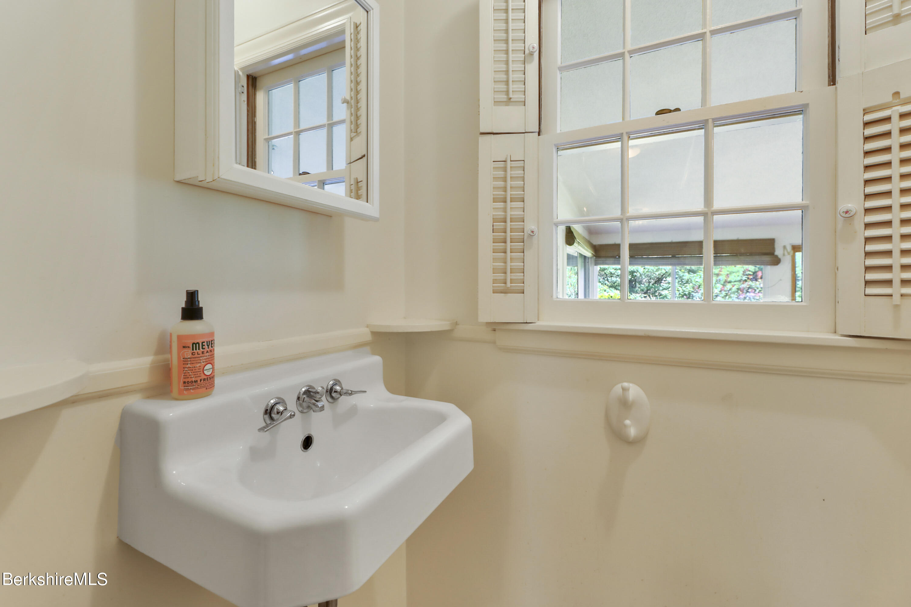 295 Holmes Road Pittsfield, MA 01201 - Photo 23 of 50 First Floor Powder Room