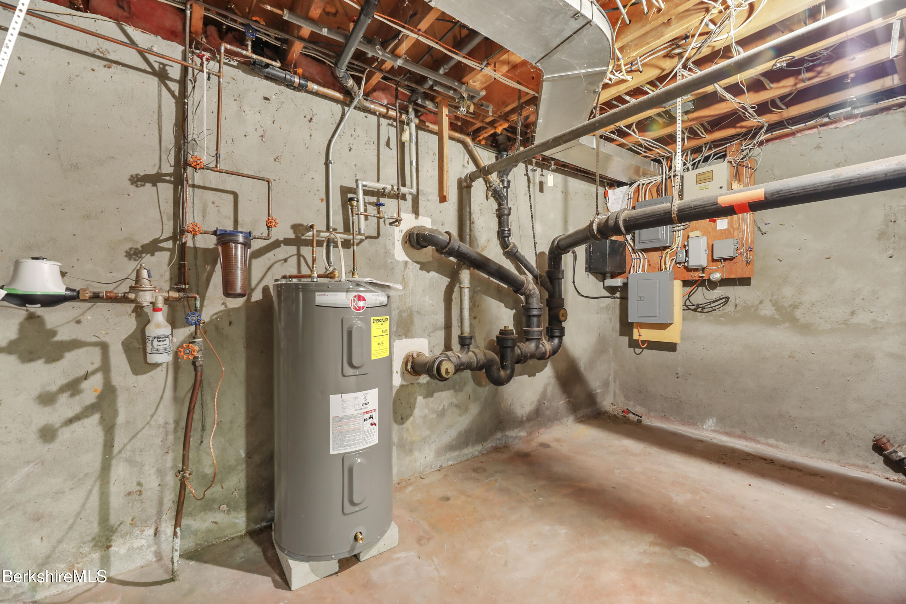 295 Holmes Road Pittsfield, MA 01201 - Photo 50 of 50 Utilities