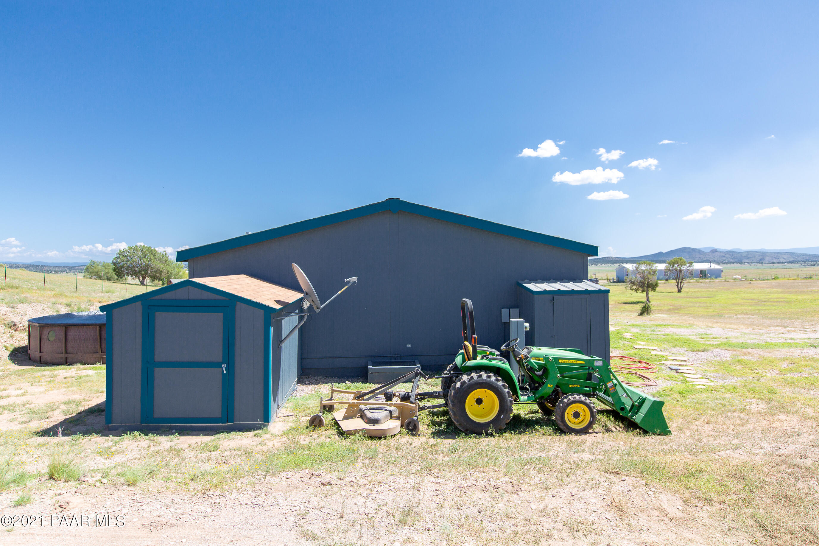 1400 Kings Court Road Paulden, AZ 86334 - Photo 34 of 48 shed & side