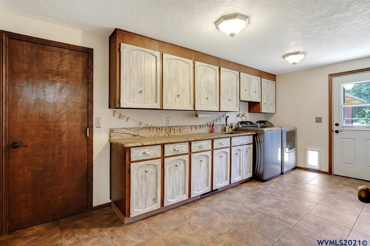 5305 Radell Court Southeast Salem, OR 97317 - Photo 24 of 42