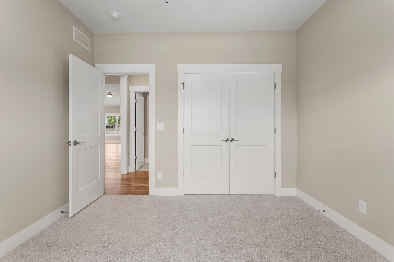 4 Forest Drive Monticello, IL 61856 - Photo 18 of 34 an empty room with closet area