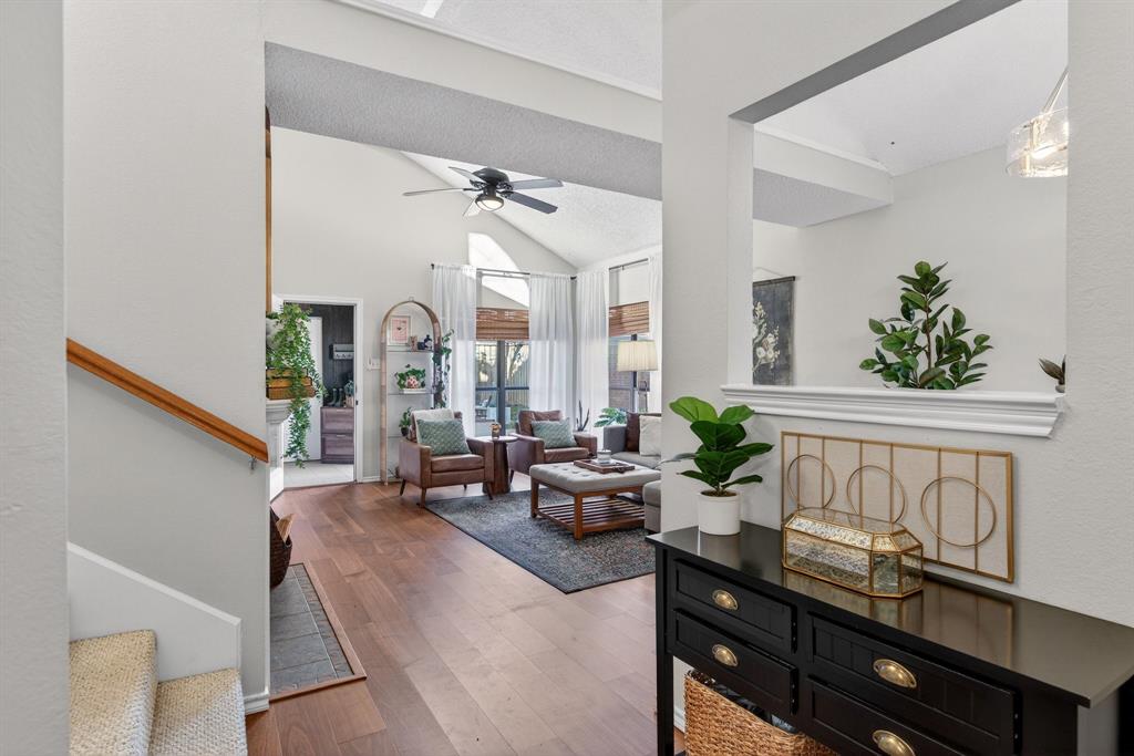 2941 Hunters Point Lane Carrollton, TX 75007 - Photo 5 of 40 a living room with furniture