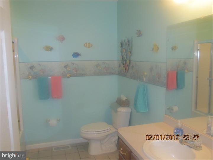 559 Church Road Sicklerville, NJ 08081 - Photo 12 of 20 Bathroom