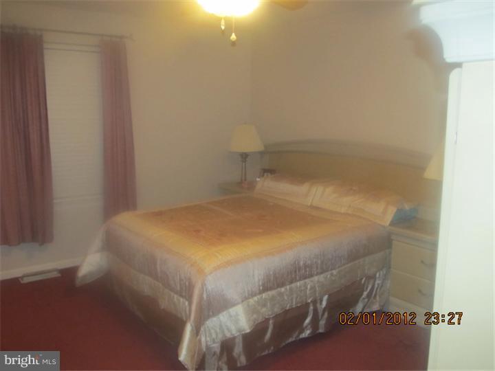 559 Church Road Sicklerville, NJ 08081 - Photo 14 of 20 Master Bedroom