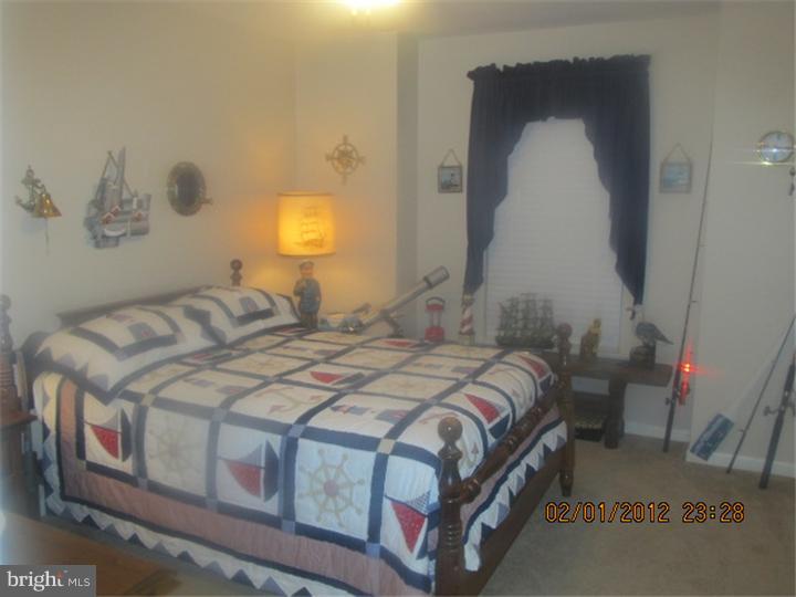 559 Church Road Sicklerville, NJ 08081 - Photo 17 of 20 Bedroom 2