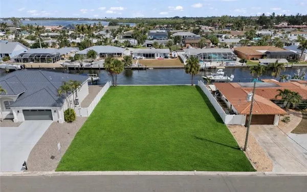 $617,000 | 4007 Coconut Terrace, Bradenton, FL 34210