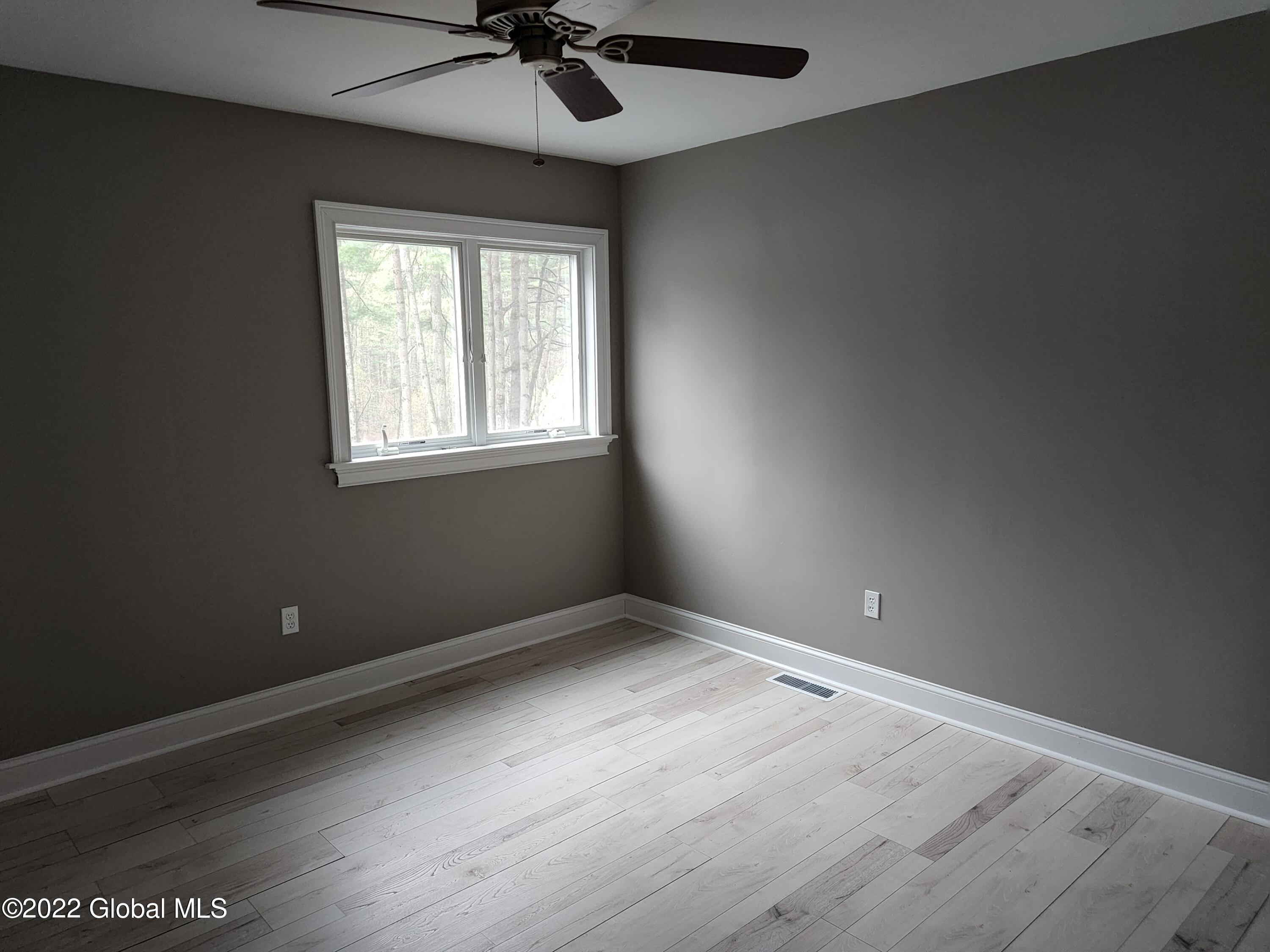 7 Round Table Road Saratoga Springs, NY 12866 - Photo 25 of 29 20220504_092551