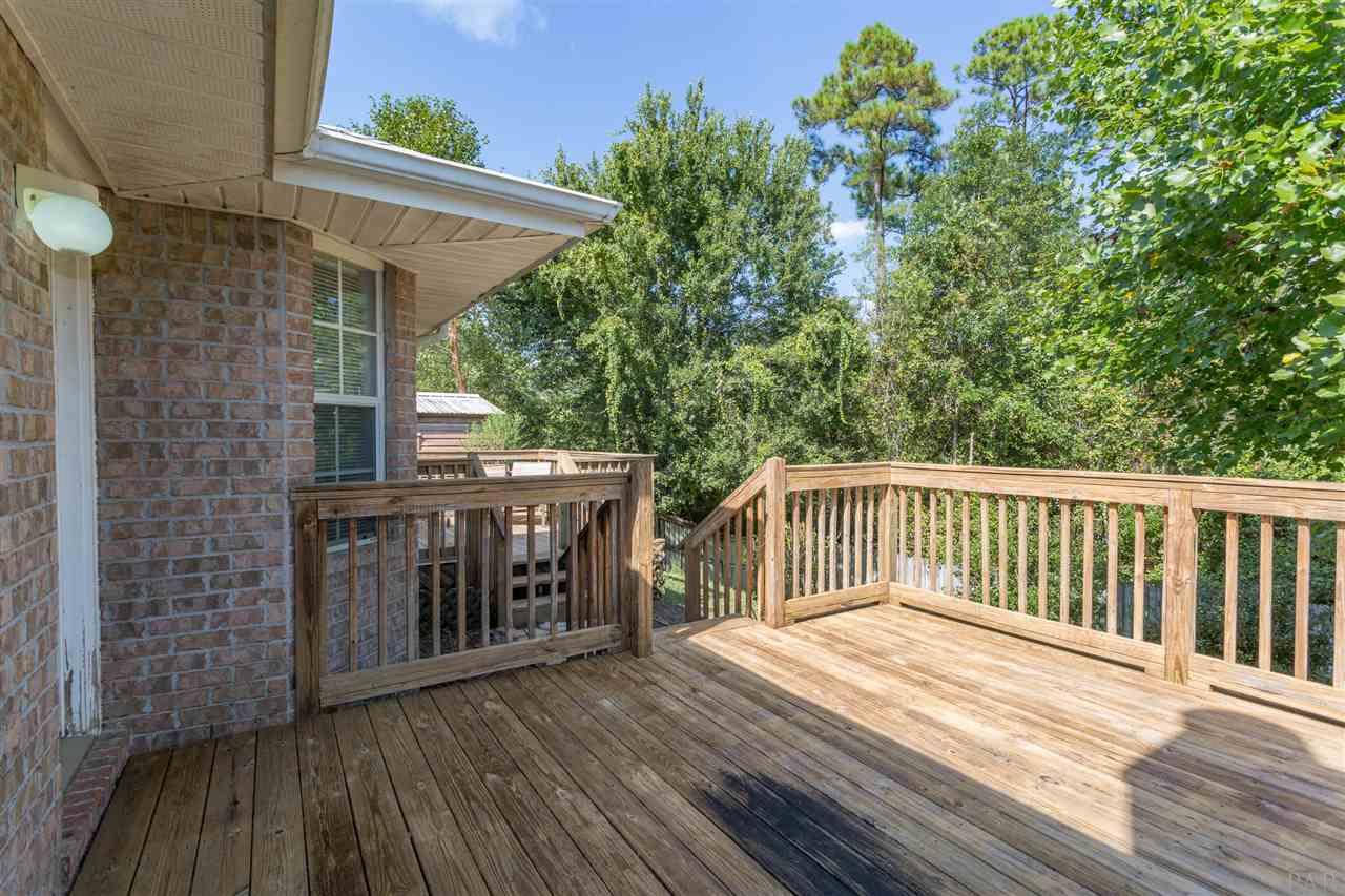 4798 Ribault Lane Milton, FL 32570 - Photo 32 of 38