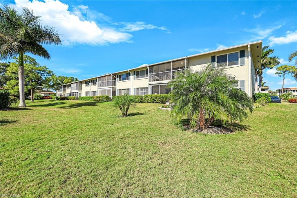 247 Winners Circle, Unit 5 Naples, FL 34112 - Photo 3 of 24